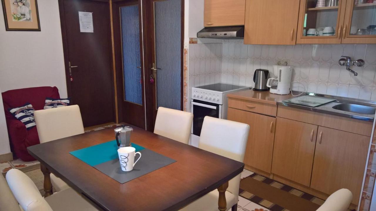 Apartments Trupec Malinska Ngoại thất bức ảnh