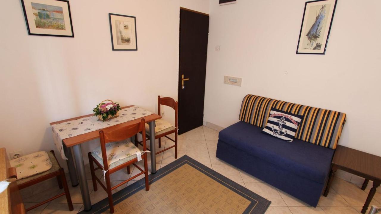 Apartments Trupec Malinska Ngoại thất bức ảnh
